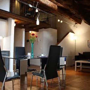 https://suite-pasqualigo-feltre-tra-venezia-e-le-dolomiti.hotelinveneto.com
